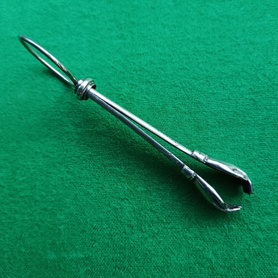 Victorian Sliver Skirt Lifter and Holder (5).jpg